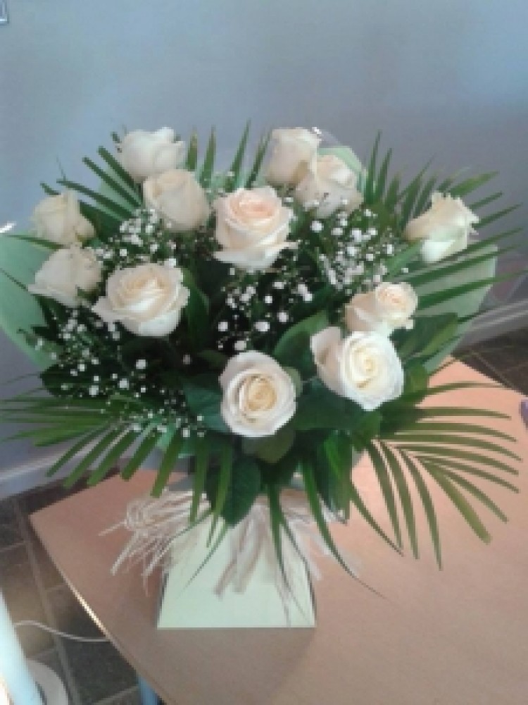 Dozen Cream Roses Bouquet