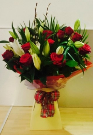 12 Red Roses and Lilies Bouquet